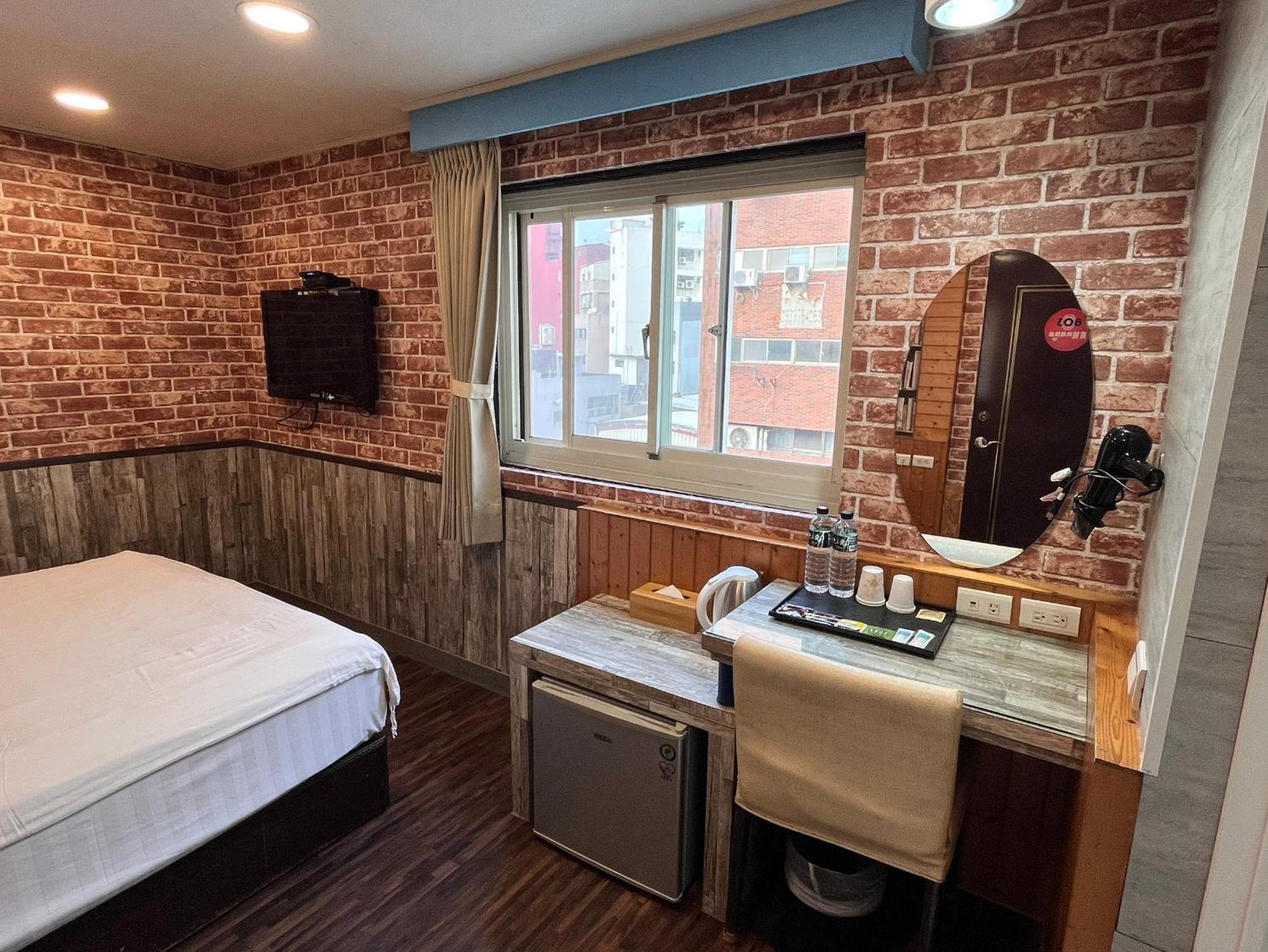 Bin Chen Business Hotel Cidade de Hsinchu Exterior foto